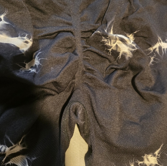 Black and Grey Tye Dye Exercise Pants - Picture 3 of 3